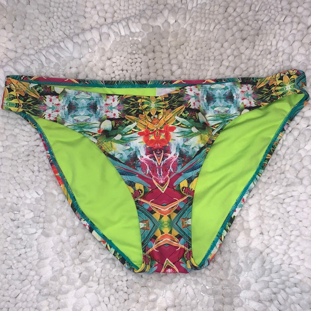 Swim bottom!